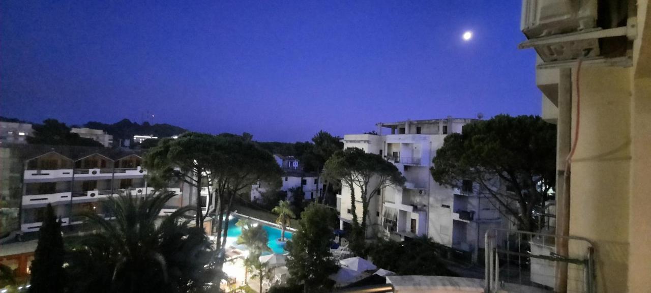 Lovely Apartment Golem  Dış mekan fotoğraf